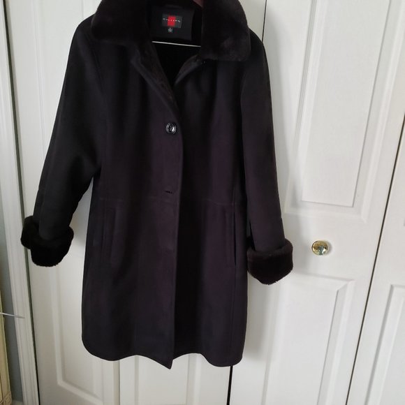 3/4 Length Black Suede Car Coat, size Large